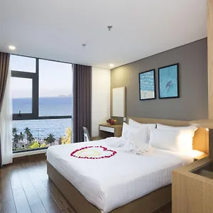 Hotel Smile