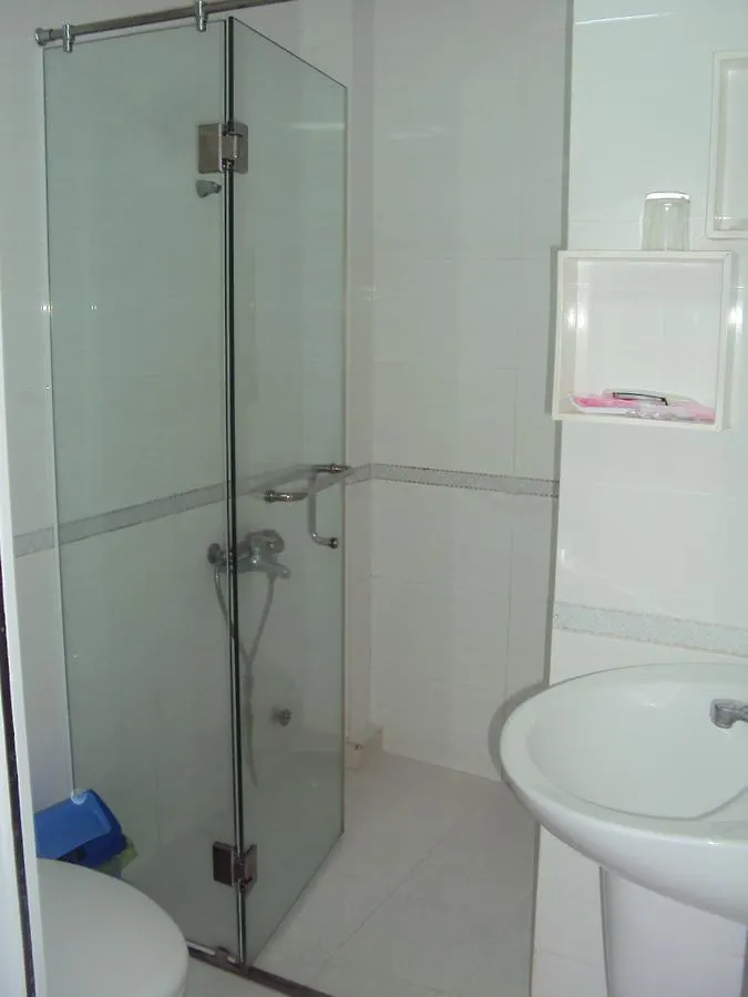 Blue Star Hotel Nha Trang 2*,